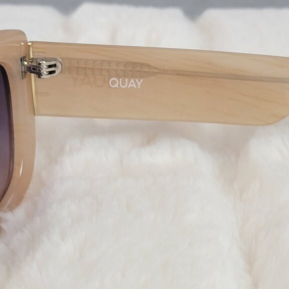 QUAY // ltd ed ultra-chic rectangular ivory tortoise frame espresso fade lens - Picture 12 of 16